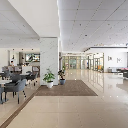 Hotell Belitsa 3*